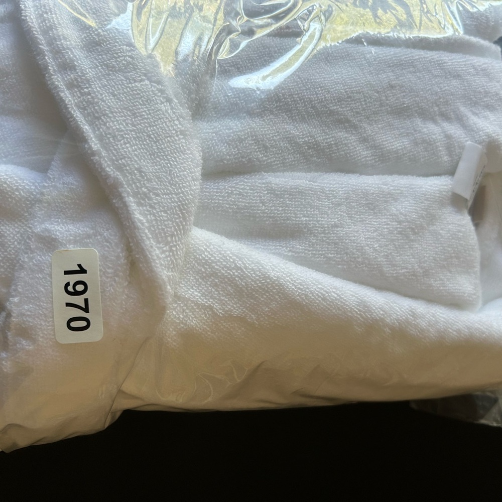 Pottery Barn Teen new quick-dry organic bath robe - Picture 5 of 6